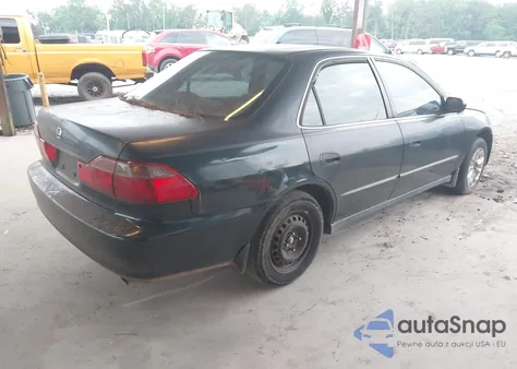 1998 Honda Accord Lx from USA, damaged, VIN 1HGCG5642WA125540